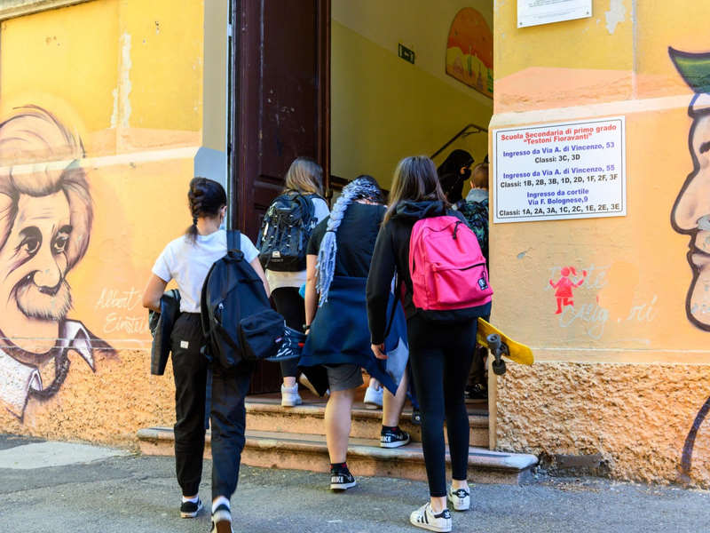 Presentato il Piano adolescenza: ecco i 6 ambiti di intervento