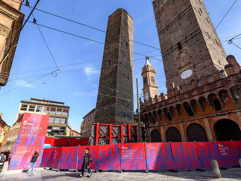 Portici Unesco, proposto l'inserimento della Garisenda